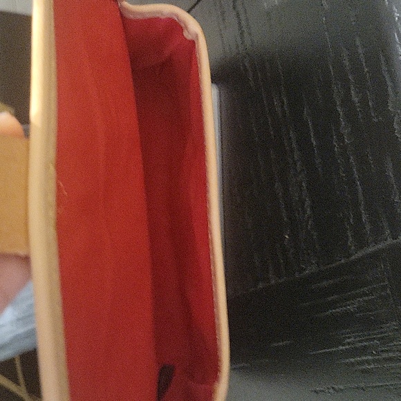 Dooney and Bourke Wristlet - Picture 6 of 6